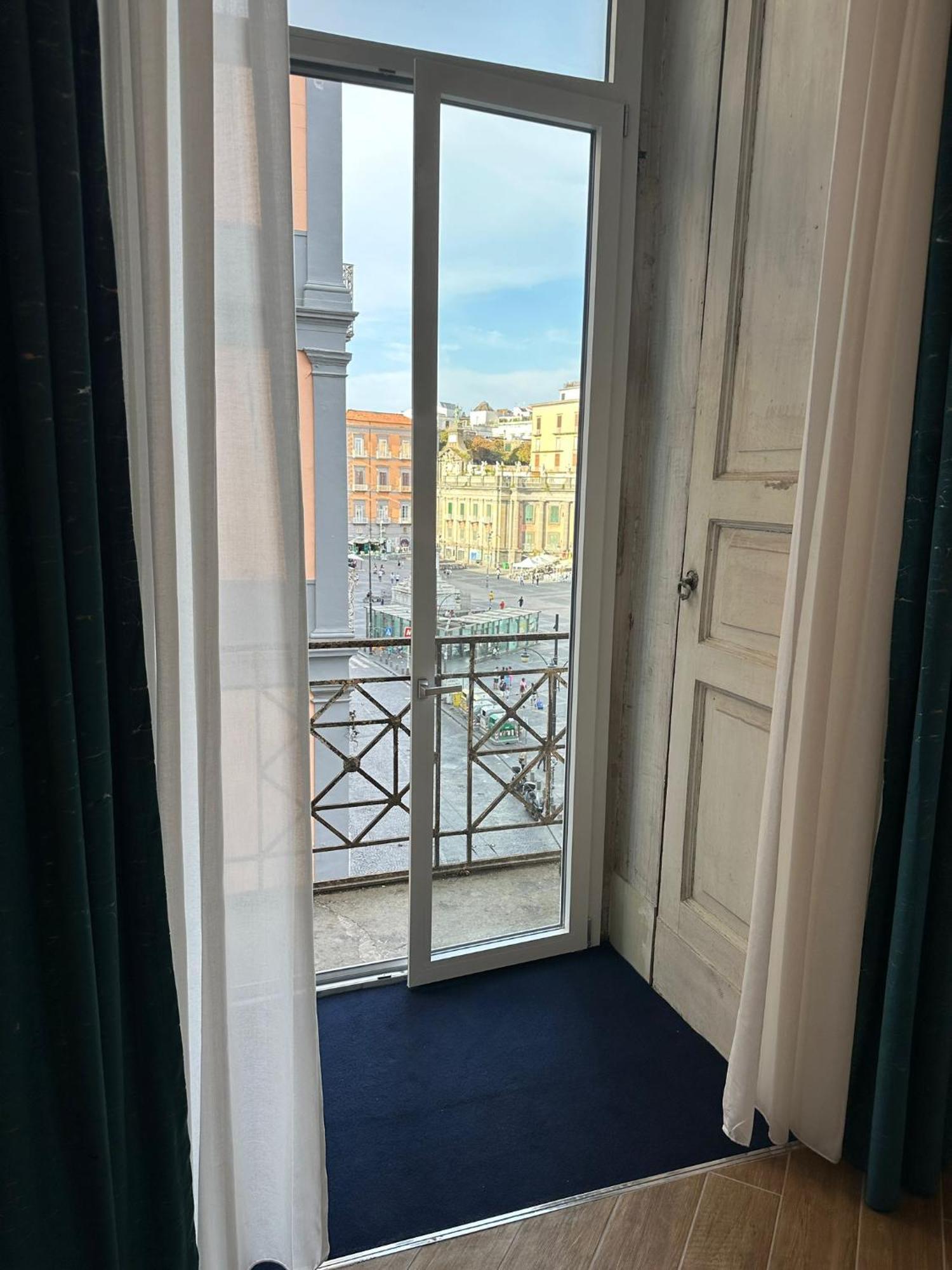 Maison Toledo Suites Naples Exterior photo