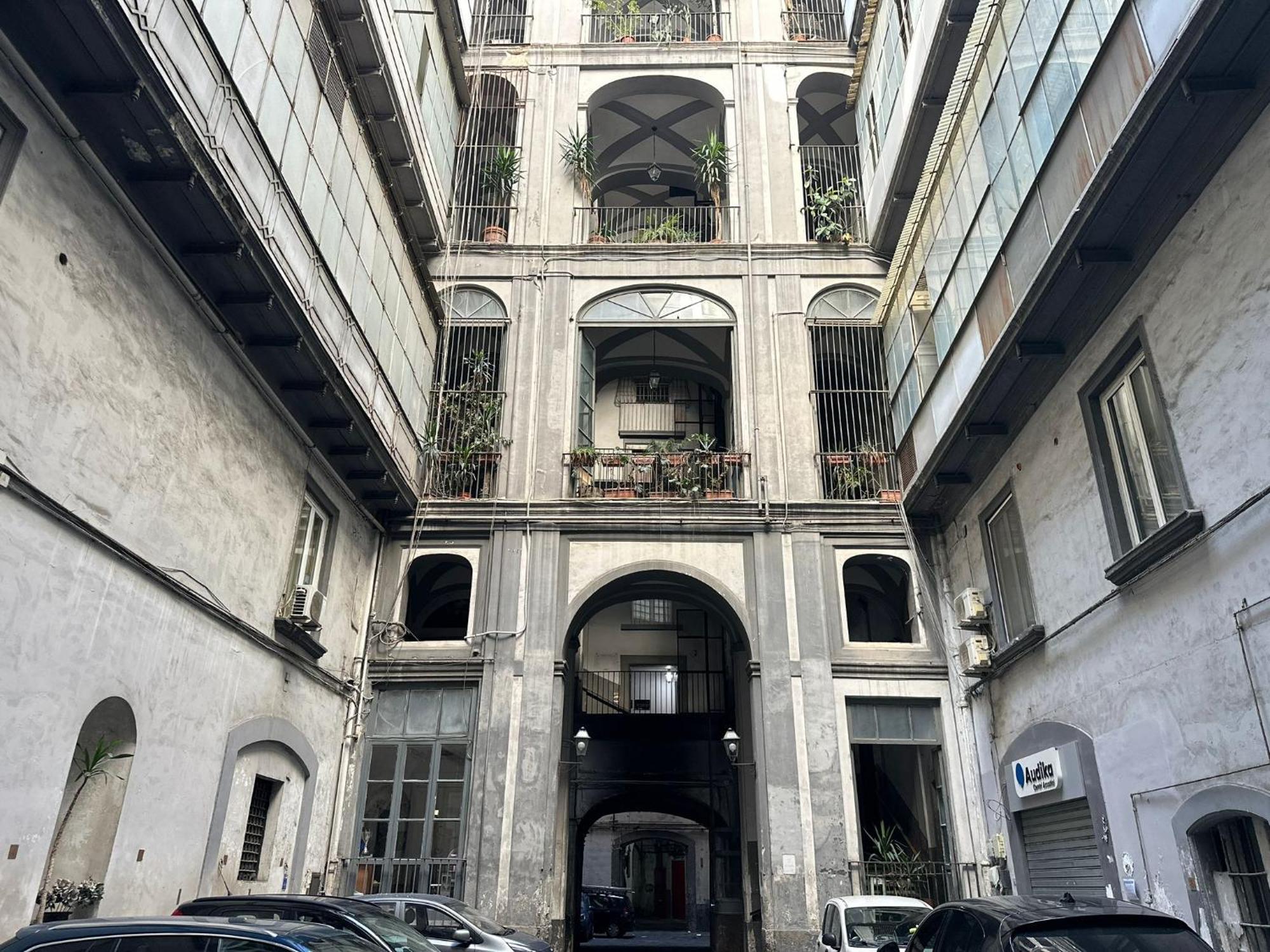 Maison Toledo Suites Naples Exterior photo