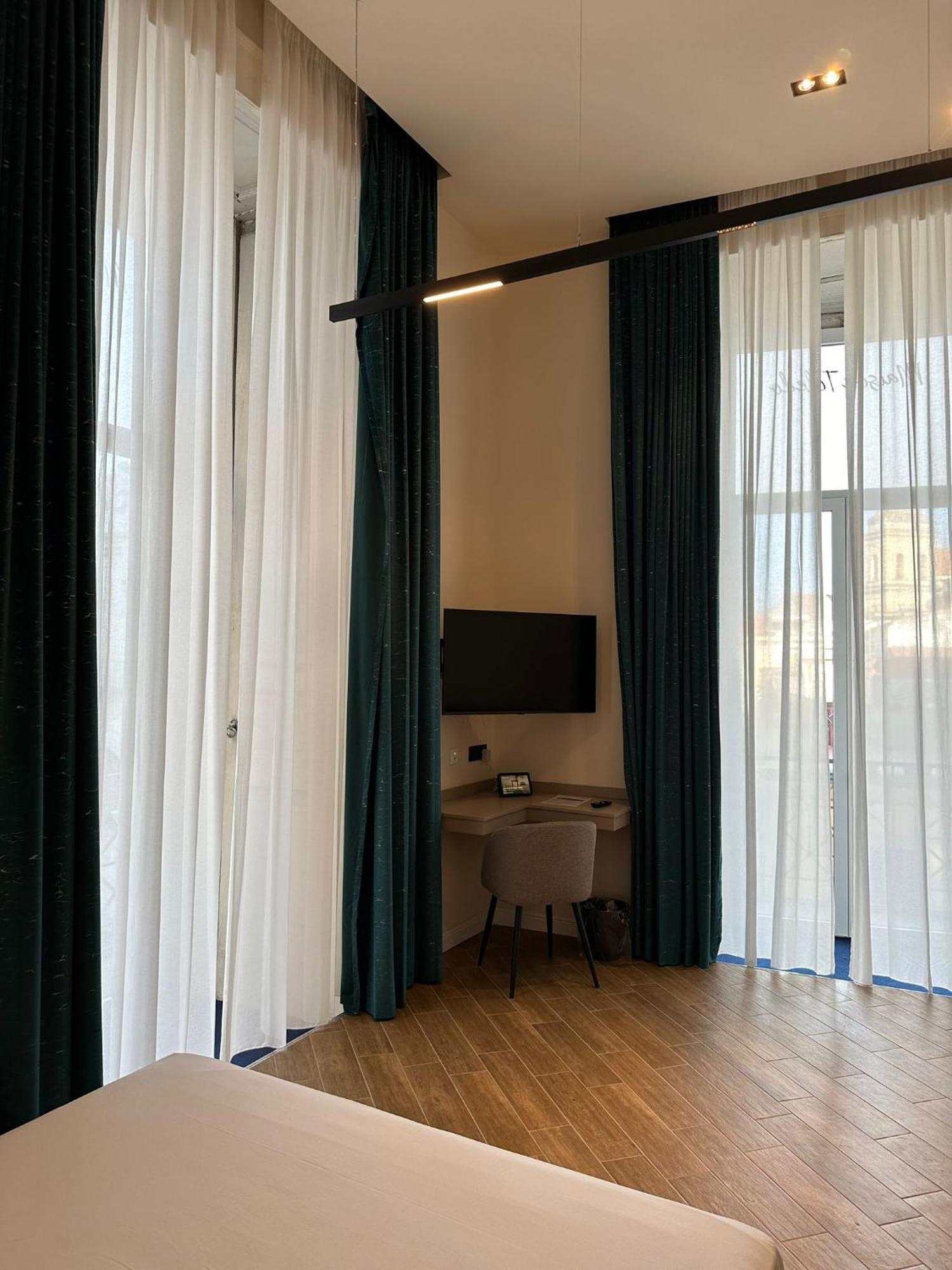 Maison Toledo Suites Naples Exterior photo
