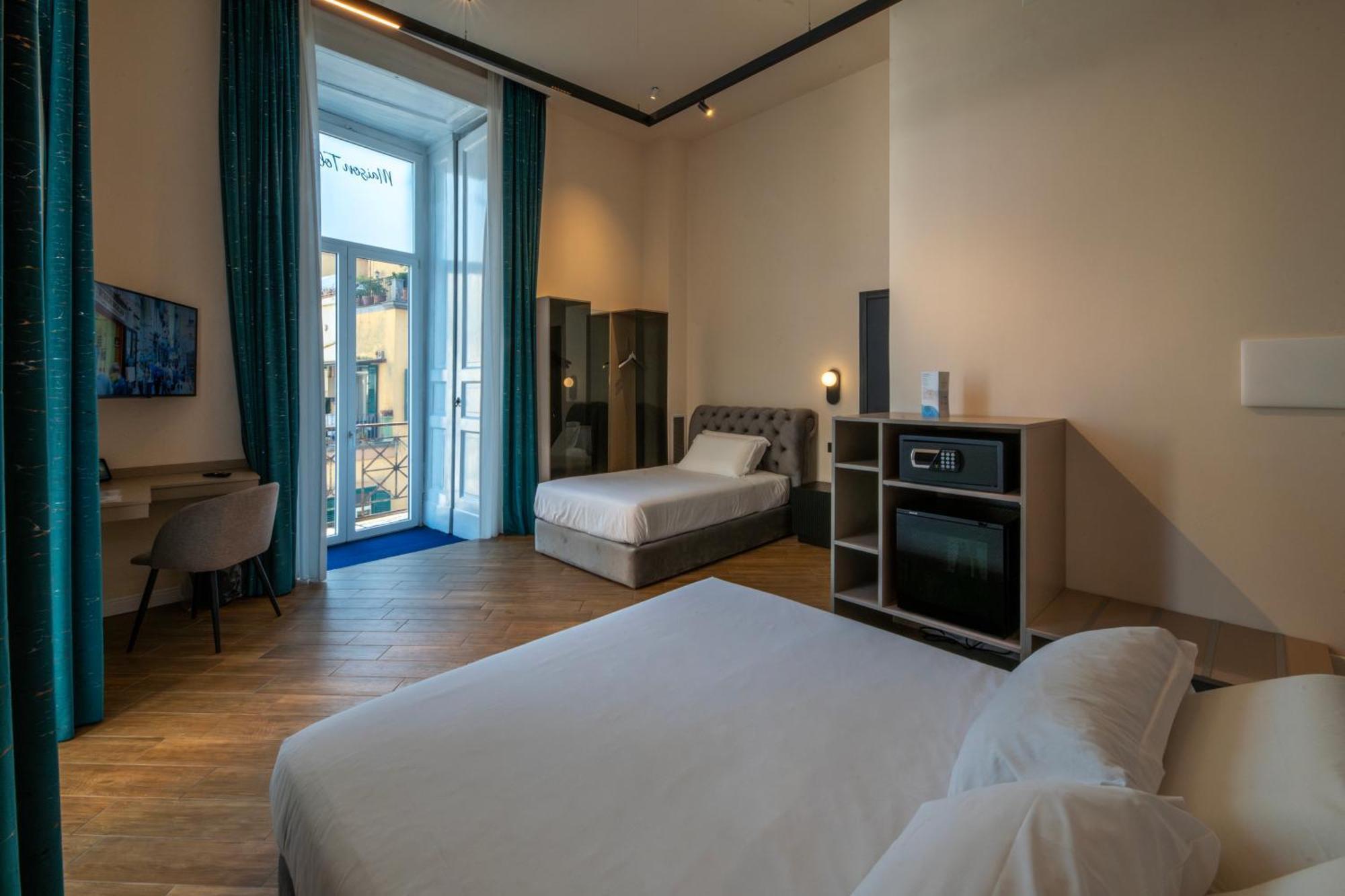 Maison Toledo Suites Naples Exterior photo