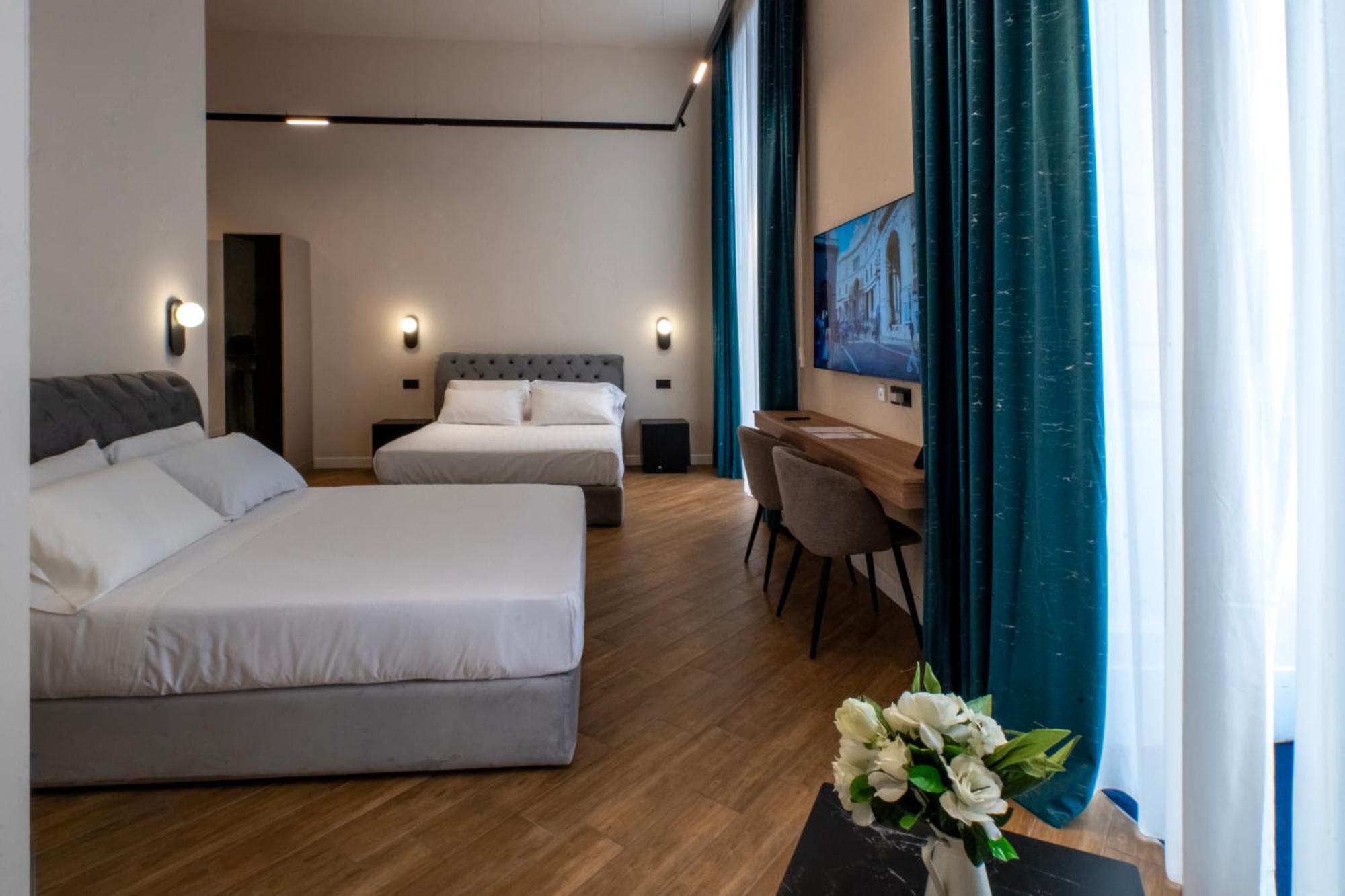 Maison Toledo Suites Naples Exterior photo